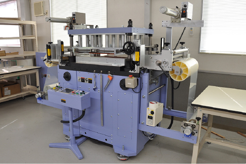 10TON-NCロールフィーダー付サーボプレス有効幅：500